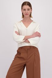 Le devant de Pull blanc à col polo de D'Auvry pour Femmes