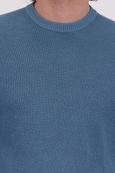 Détail de Pull bleu gris à col rond de Ravøtt pour Hommes