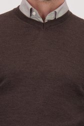 Détail de Pull en laine brun foncé à col V de Dansaert Black Premium pour Hommes