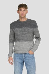 Le devant de Pull gris avec dégradé de couleurs de Only & Sons pour Hommes