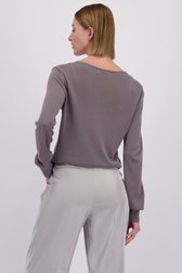 Le dos de Pull gris finement tricoté à col rond de D'Auvry Studio pour Femmes
