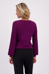 Le dos de Pull violet foncé à col en V de Claude Arielle pour Femmes