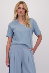 Le devant de T-shirt bleu à col en V de Libelle pour Femmes
