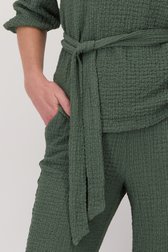 T-shirt vert olive en tissu texturé de Claude Arielle pour Femmes