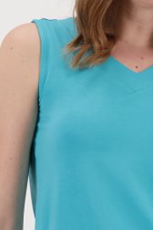 Turquoise topje met V-hals van Claude Arielle voor Dames