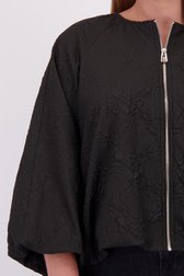 Détail de Veste noire à motif floral de ONLY Carmakoma pour Femmes