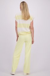 Detail van Wijde gele broek met elastische taille door Liberty Island voor Dames