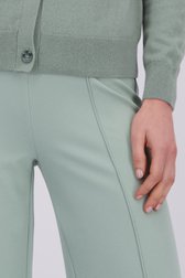 Detail van Wijde lichtgroene broek met elastische taille door Liberty Island voor Dames