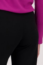 Detail van Wijde zwarte broek met elastische taille door Liberty Island voor Dames