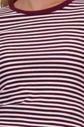 Detail van Wit-bordeaux gestreept T-shirt met lange mouwen door Liberty Island voor Dames
