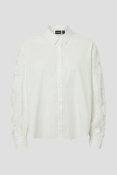 Productfoto 1 van Witte blouse met broderie anglaise  door Pieces voor Dames