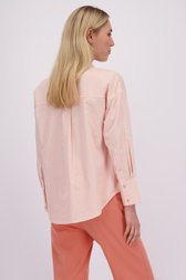 Achterkant van Witte blouse met zalmroos gestreept motief door Liberty Island voor Dames