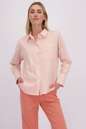 Voorkant van Witte blouse met zalmroos gestreept motief door Liberty Island voor Dames