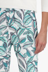 Witte broek met groene print en elastische taille van Claude Arielle voor Dames