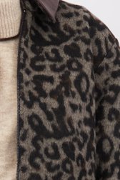 Detail van Zacht bruin vest met panterprint door Louise voor Dames