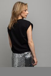 Achterkant van Zwart T-shirt met metalen franjes door Louise voor Dames