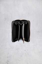 Detail van Zwarte portemonnee in geweven look door Laurent David voor Dames